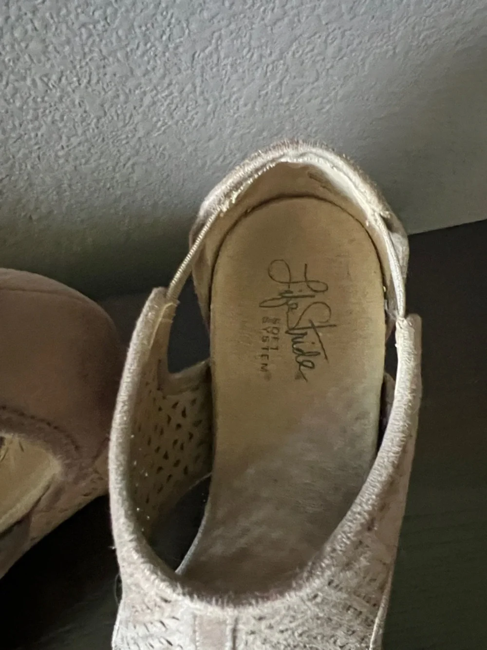 Life Stride wedge sandals taupe size 7